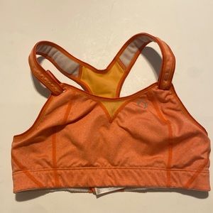 Moving Comfort Brooks Fiona Sports Bra Size 36 B Salmon color Adjustable 350003